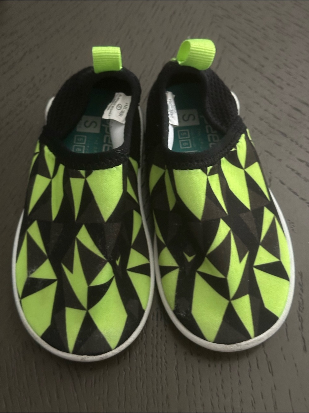 Speedo water shoes toddler Slip-On Shoes in Neon Green Geometric Print